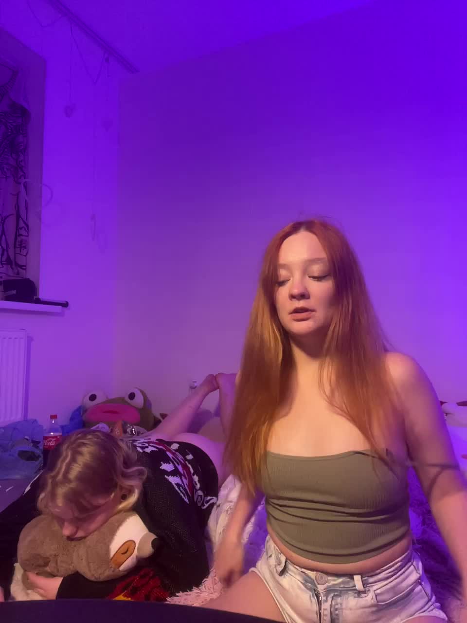 Radiants2 Live Sex December 13, 2025