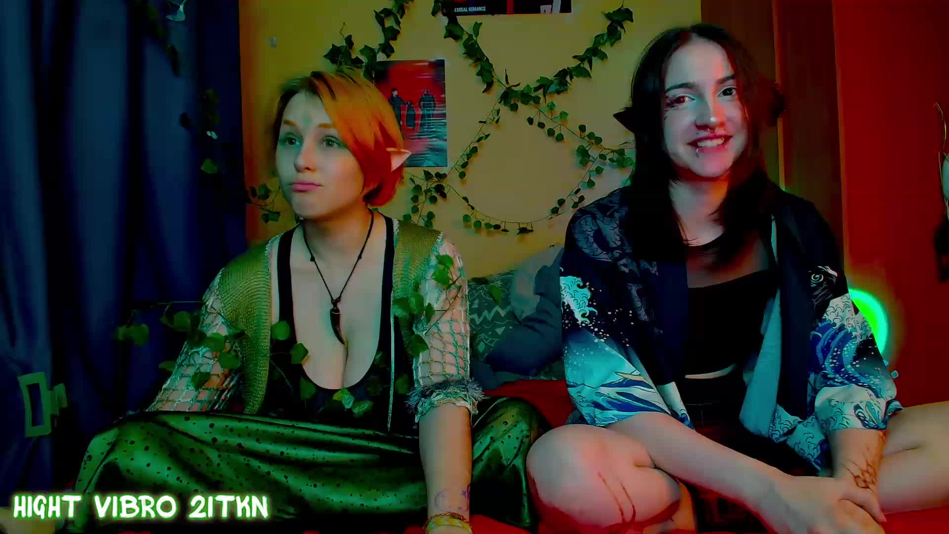 Tricky_Kitsune Live Sex December 17, 2025