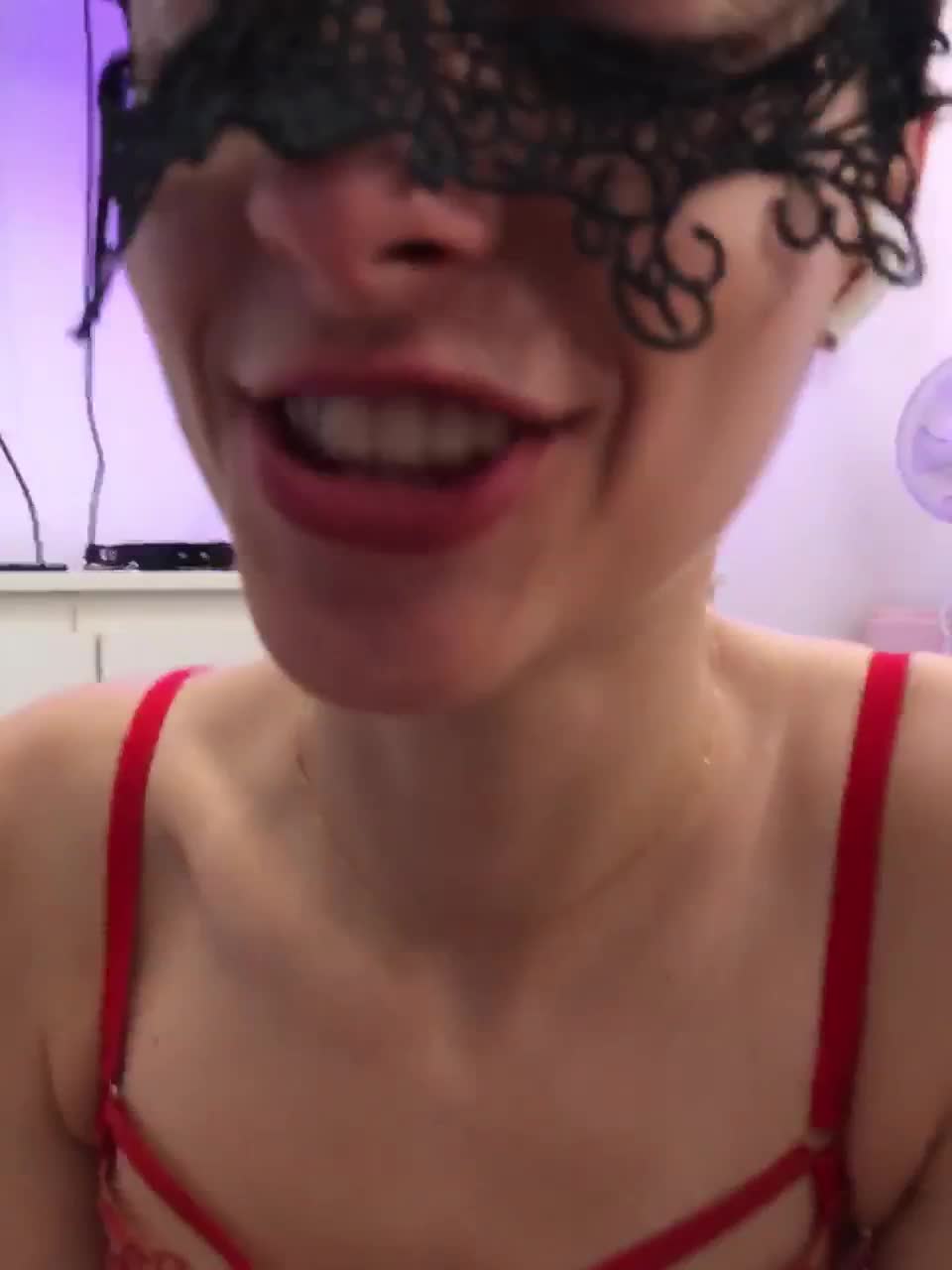 squirtproo Live Sex December 17, 2025