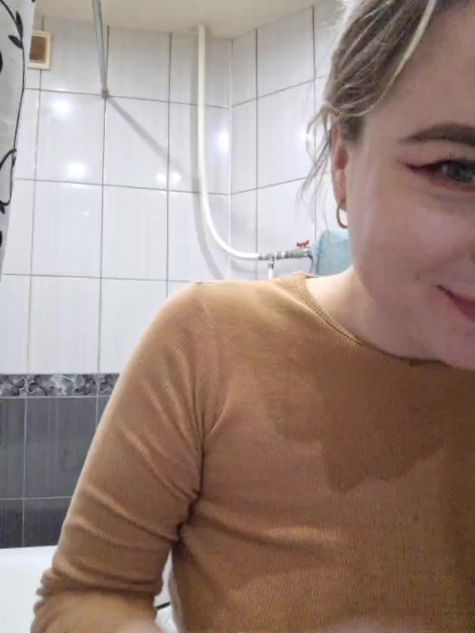 -Molly Live Sex December 17, 2025