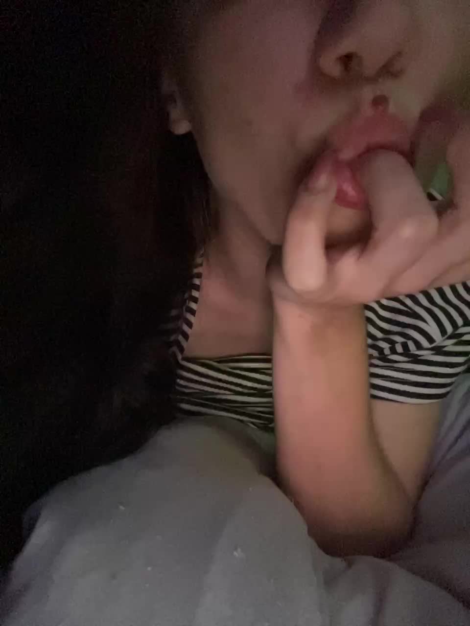 Sexy-Couple Live Sex December 12, 2025