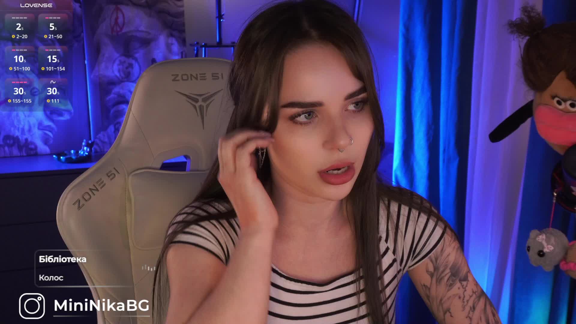 MiniNika Live Sex December 14, 2025