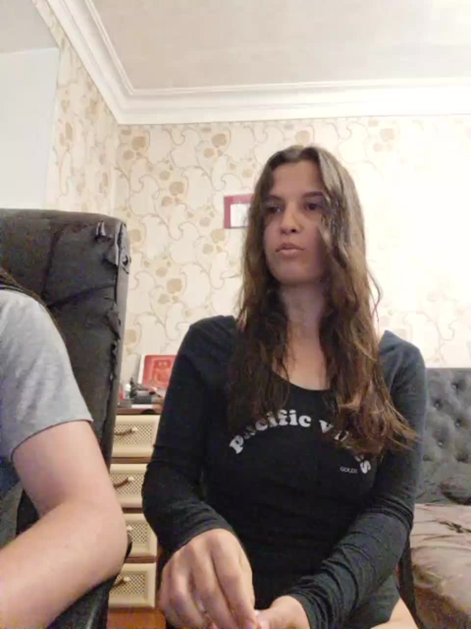 Love_Crew Live Sex December 14, 2025