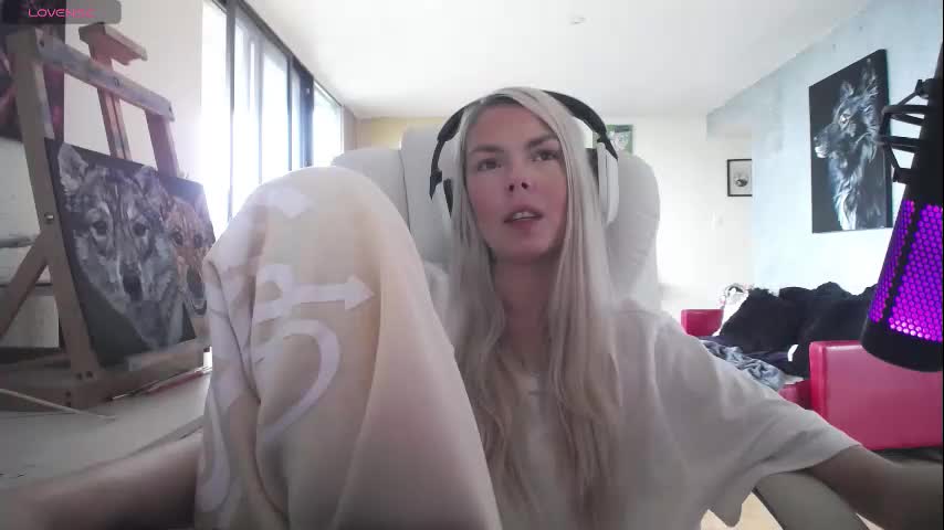 tinykylie Live Sex December 13, 2025