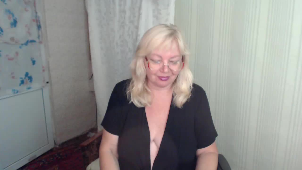 EvelynLoveShy Live Sex December 17, 2025