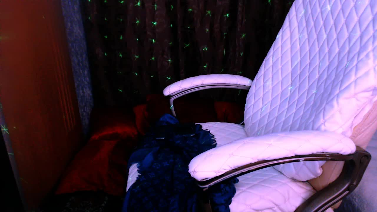 1CrazyPussy Live Sex December 13, 2025