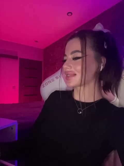 HotGirlEva Live Sex December 14, 2025