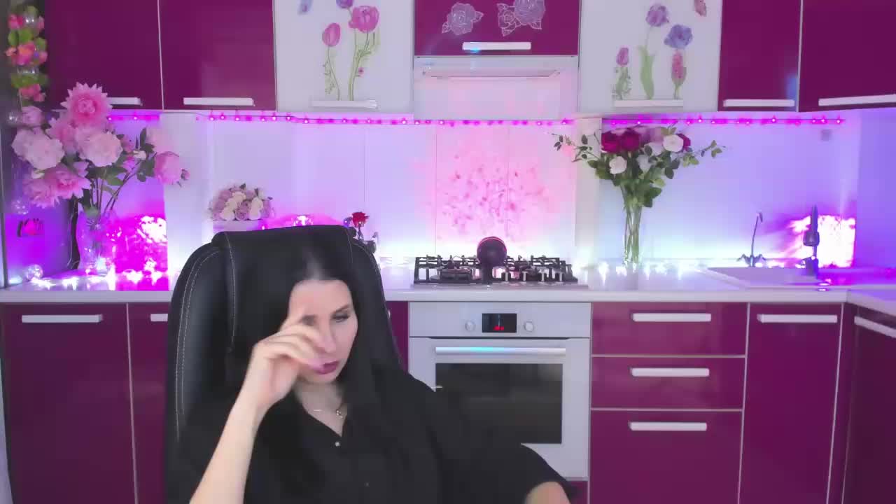 Olivija2020 Live Sex December 18, 2025