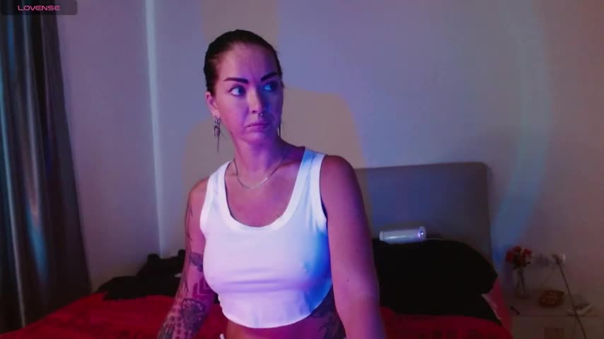 amber_tasty Live Sex December 13, 2025