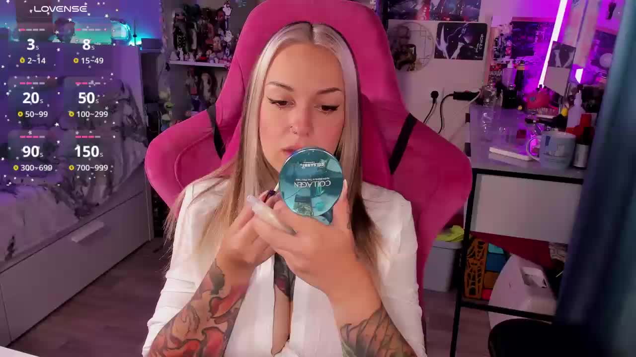 ChloeKohaku Live Sex December 18, 2025