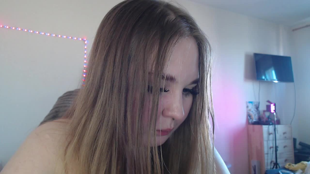 Greeenfriends6969 Live Sex December 13, 2025