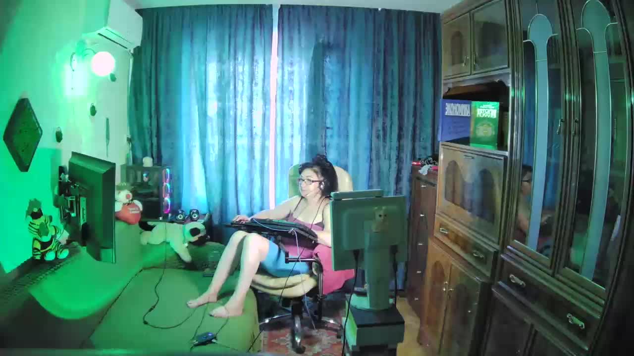 Infodar Live Sex December 18, 2025