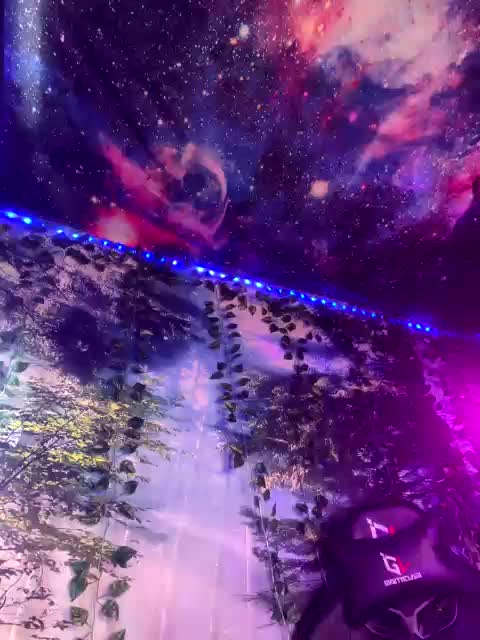 -Summer- Live Sex December 17, 2025