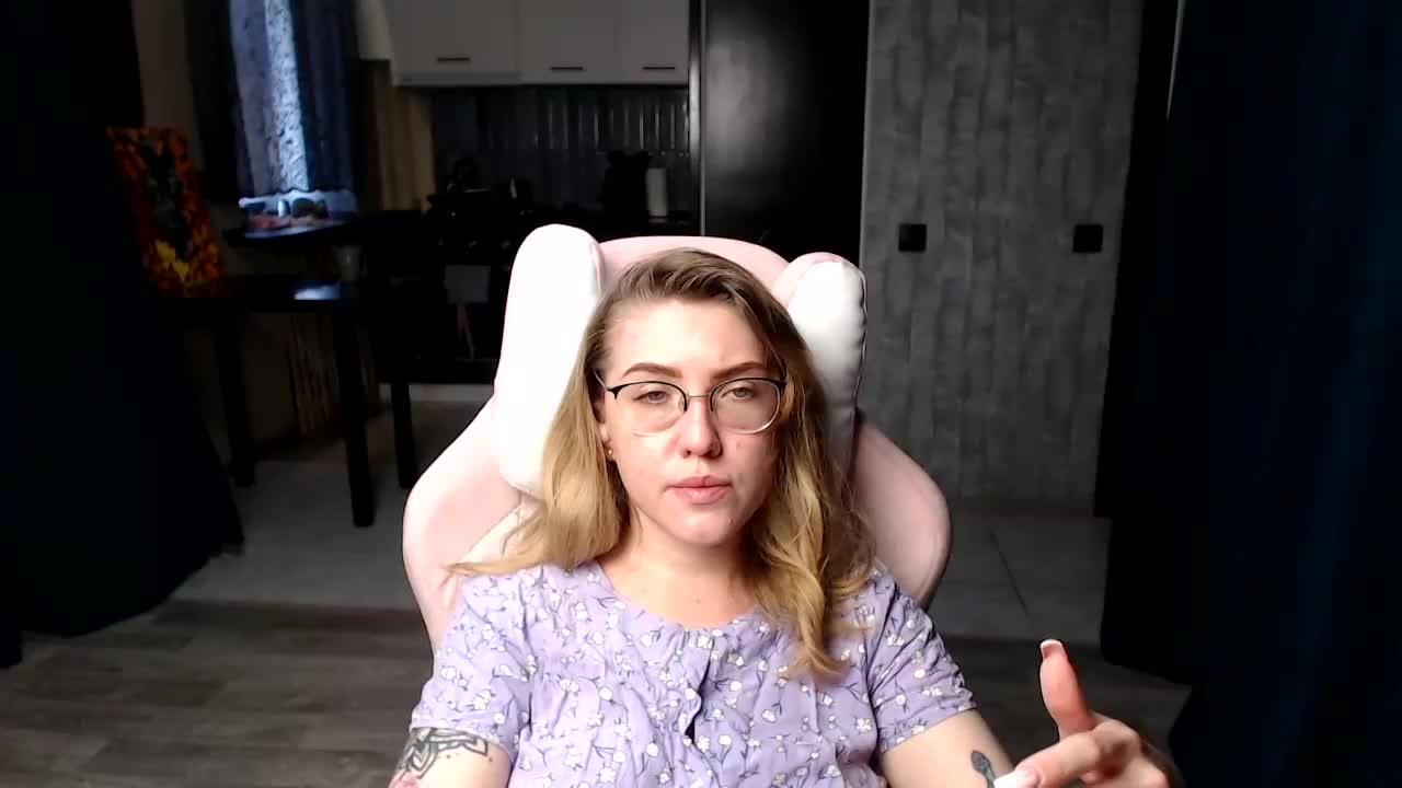 Regimasmile Live Sex December 14, 2025