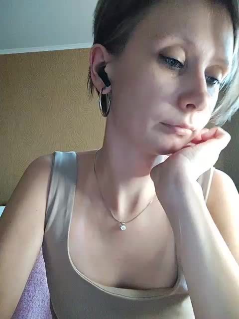 -Christina- Live Sex December 14, 2025