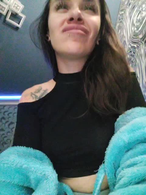 deva_maria Live Sex December 17, 2025