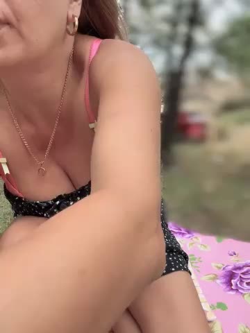 Milena-MilfaXXX Live Sex December 17, 2025