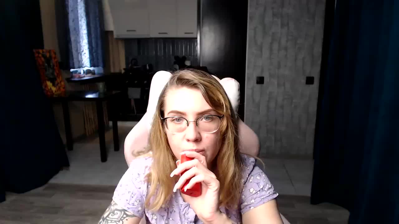 Regimasmile Live Sex December 14, 2025