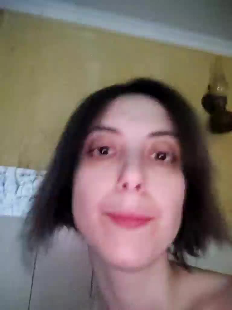 Kira700cams Live Sex December 14, 2025