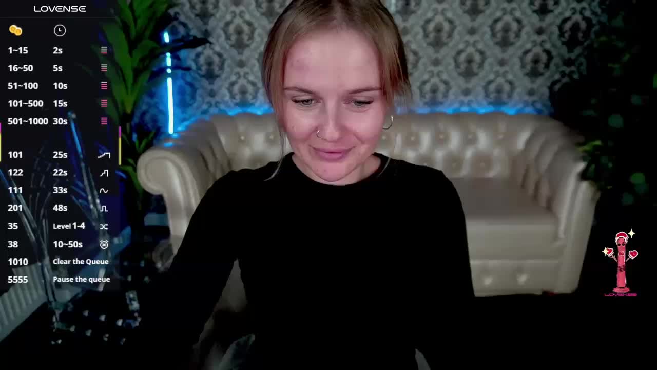 MaribelRiver Live Sex December 17, 2025