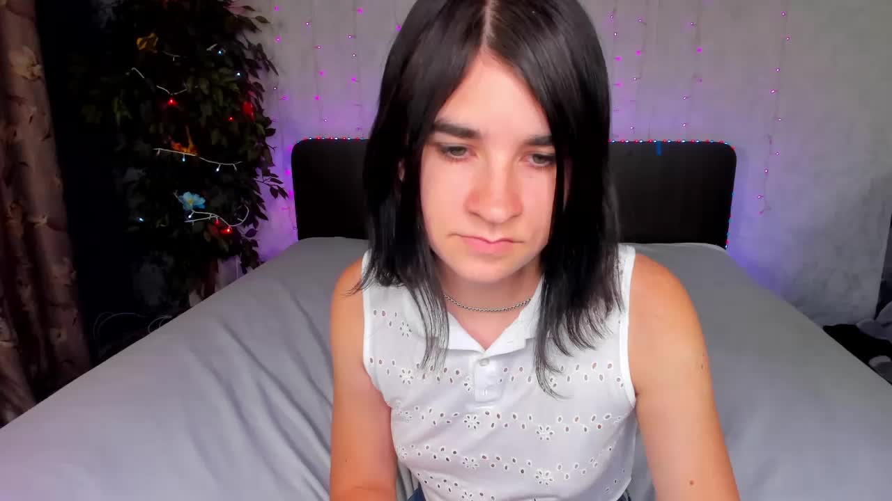 Polly-Love Live Sex December 17, 2025