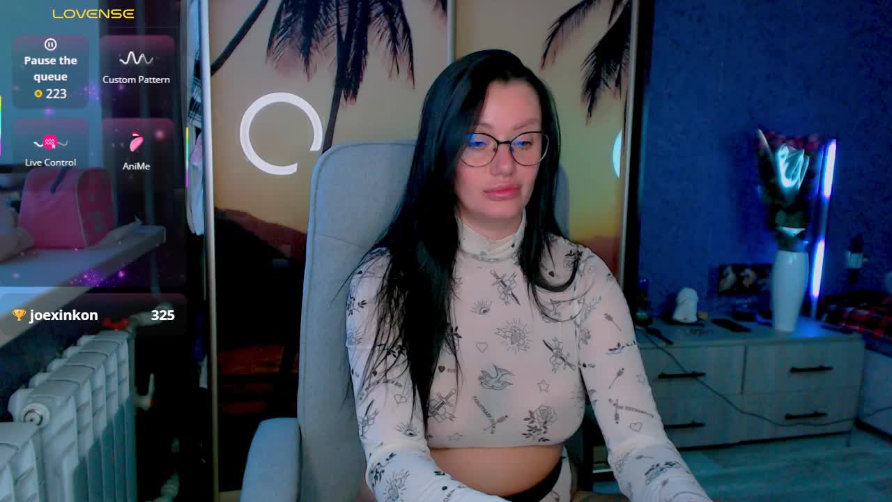 goldenwitchx Live Sex December 14, 2025