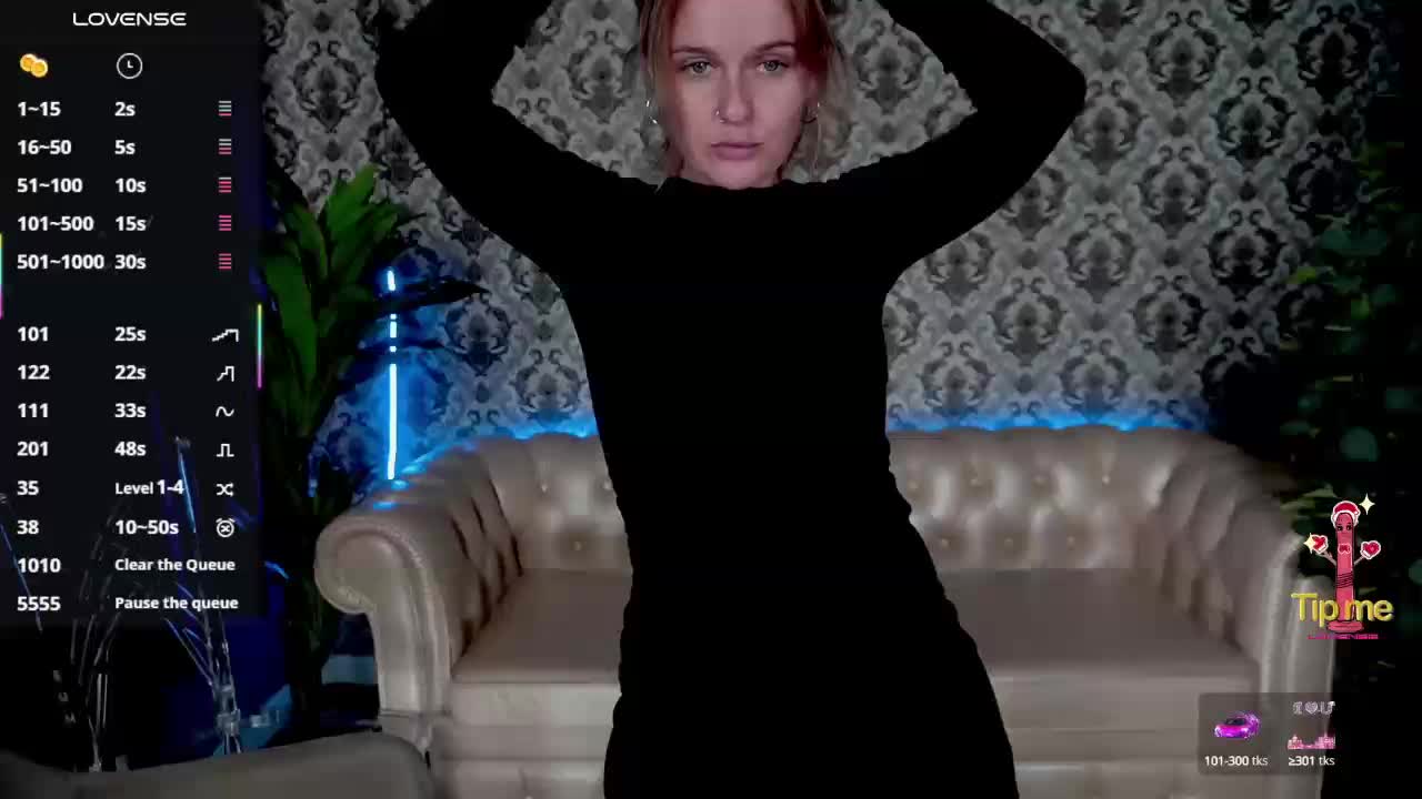 MaribelRiver Live Sex December 17, 2025