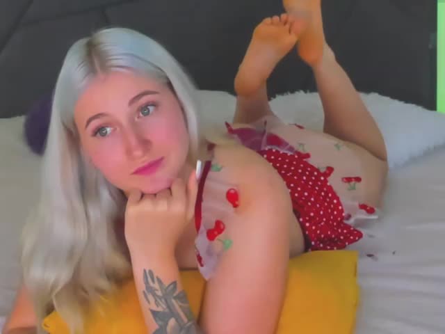 HollyTaillor Live Sex December 17, 2025