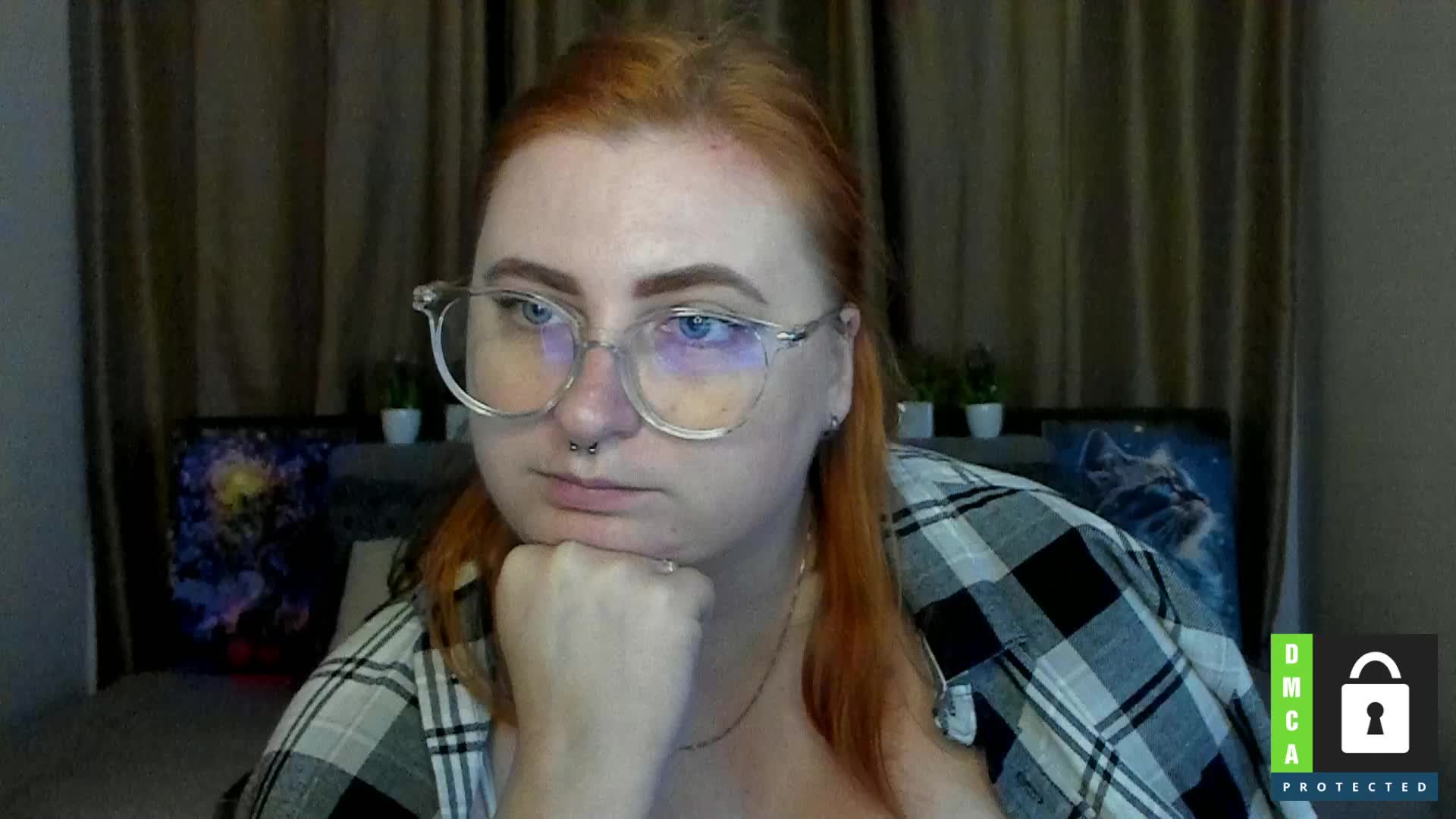 Aliciaredluv Live Sex December 17, 2025