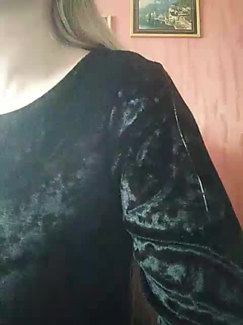 Xo4y-Tpax Live Sex December 14, 2025