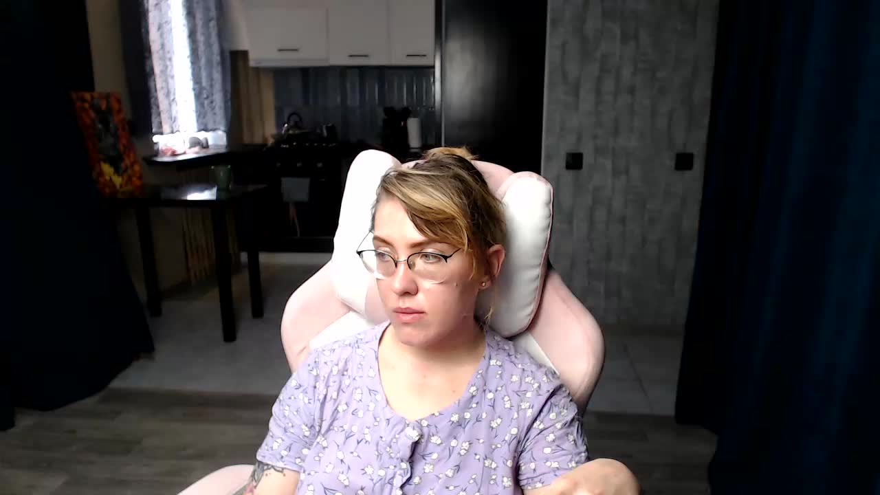 Regimasmile Live Sex December 14, 2025