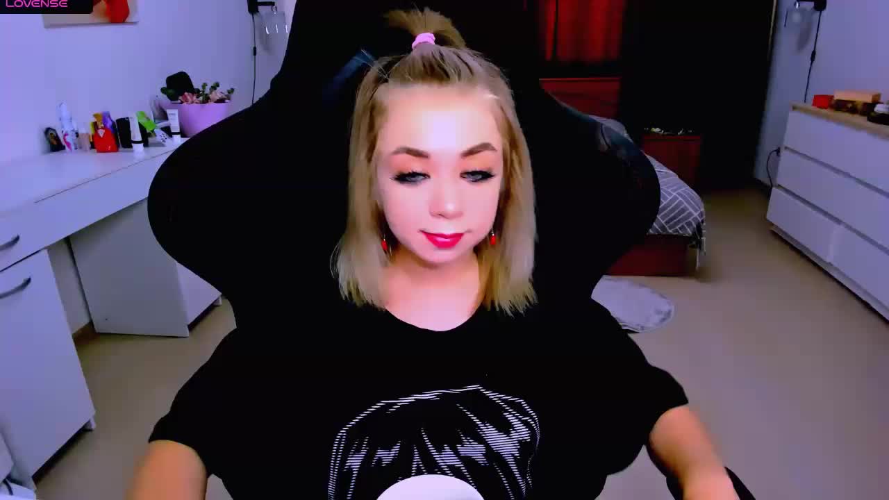 BabyNicole Live Sex December 14, 2025