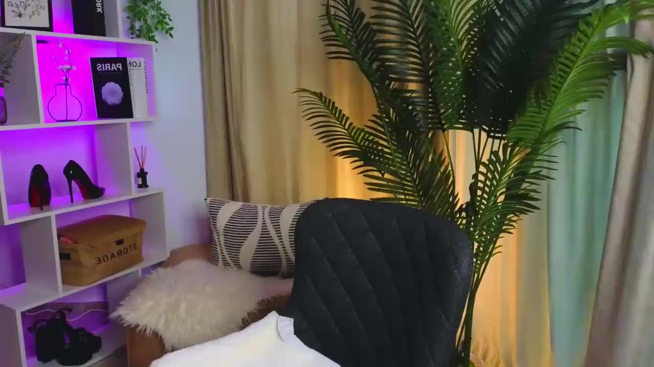 Lina-hill Live Sex December 19, 2025