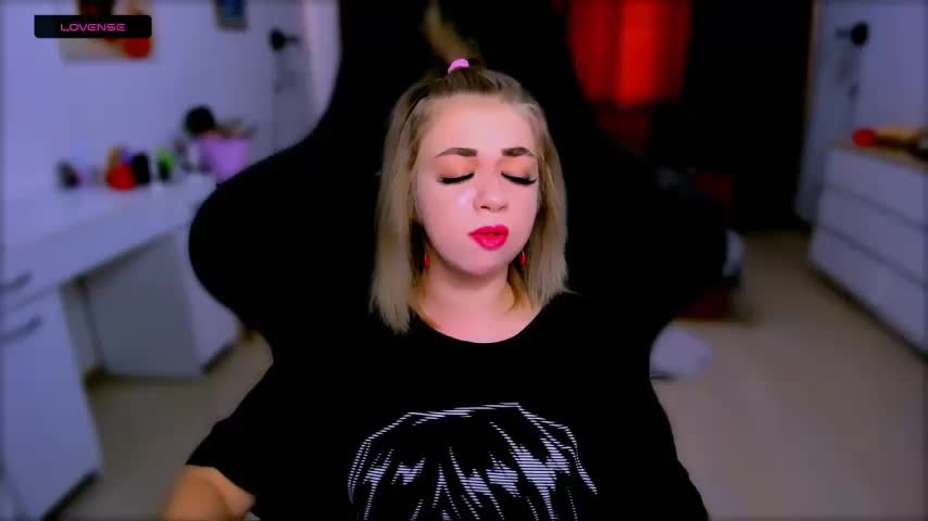 littleSiyfairy Live Sex December 13, 2025