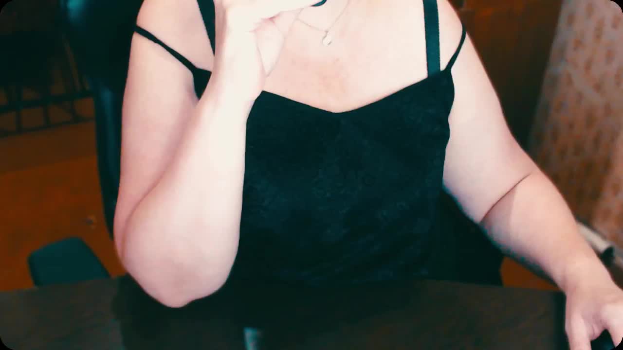 Alisa1917 Live Sex December 17, 2025