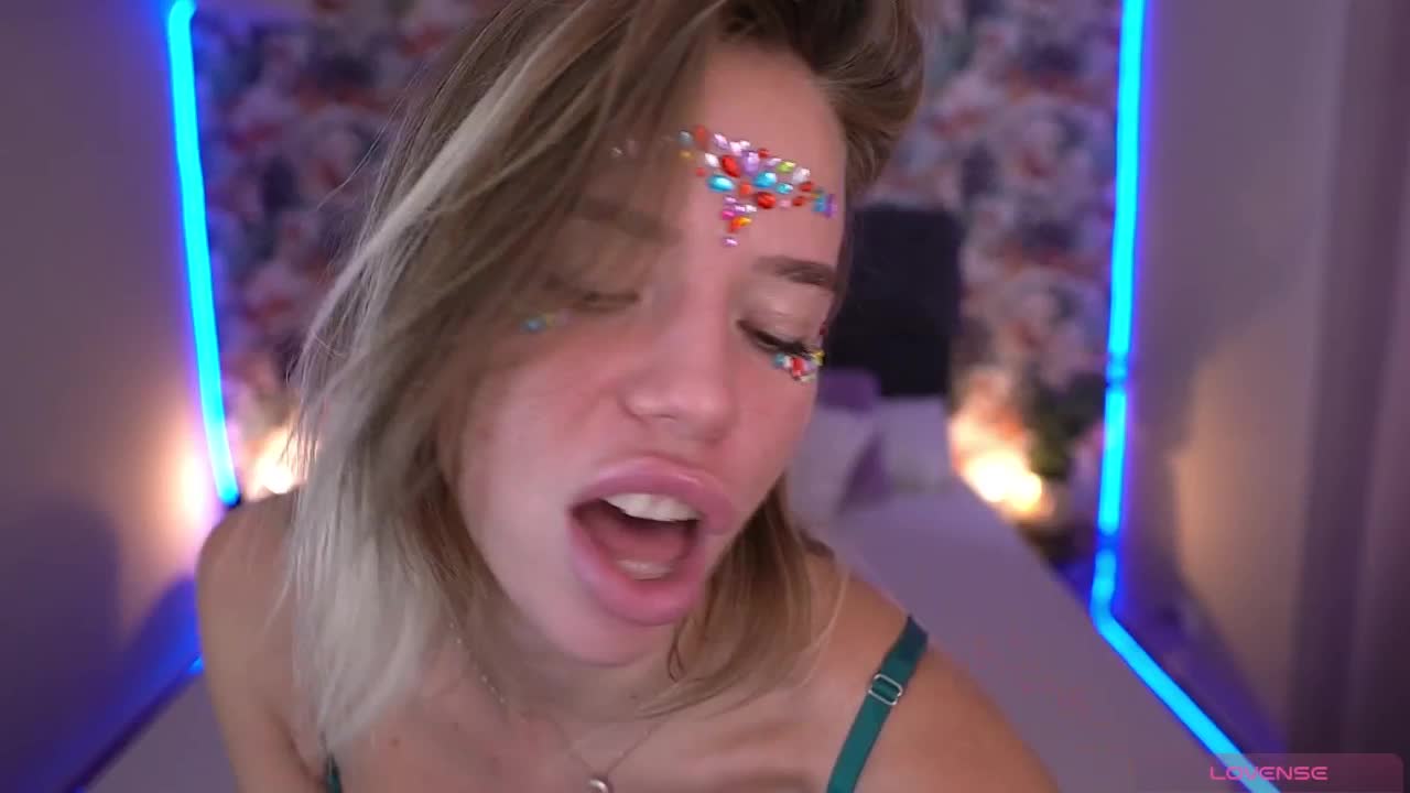 SexyIrinka Live Sex December 18, 2025