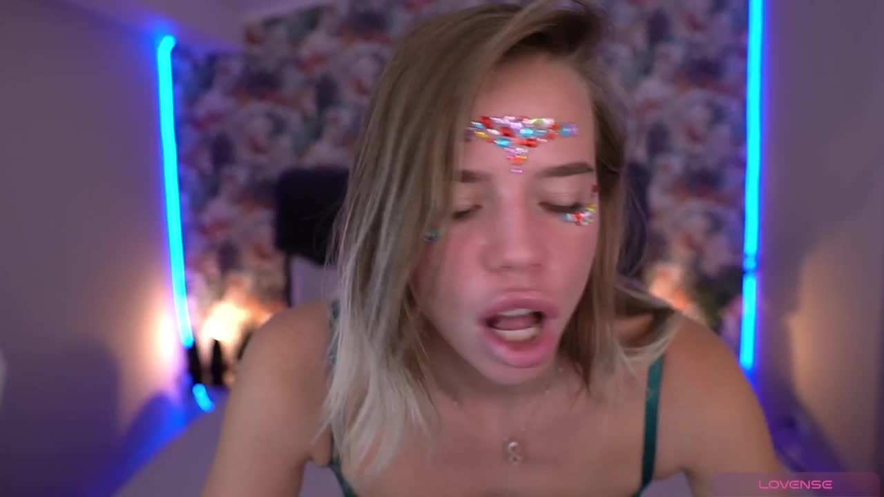 SexyIrinka Live Sex December 18, 2025