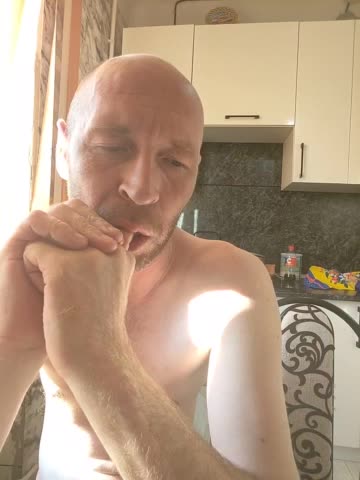 Innokentiy449 Live Sex December 15, 2025