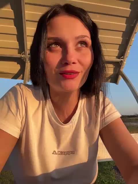 _Milashka_ Live Sex December 18, 2025