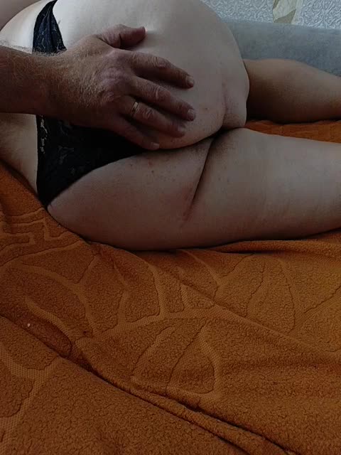 Lubimki2011 Live Sex December 14, 2025