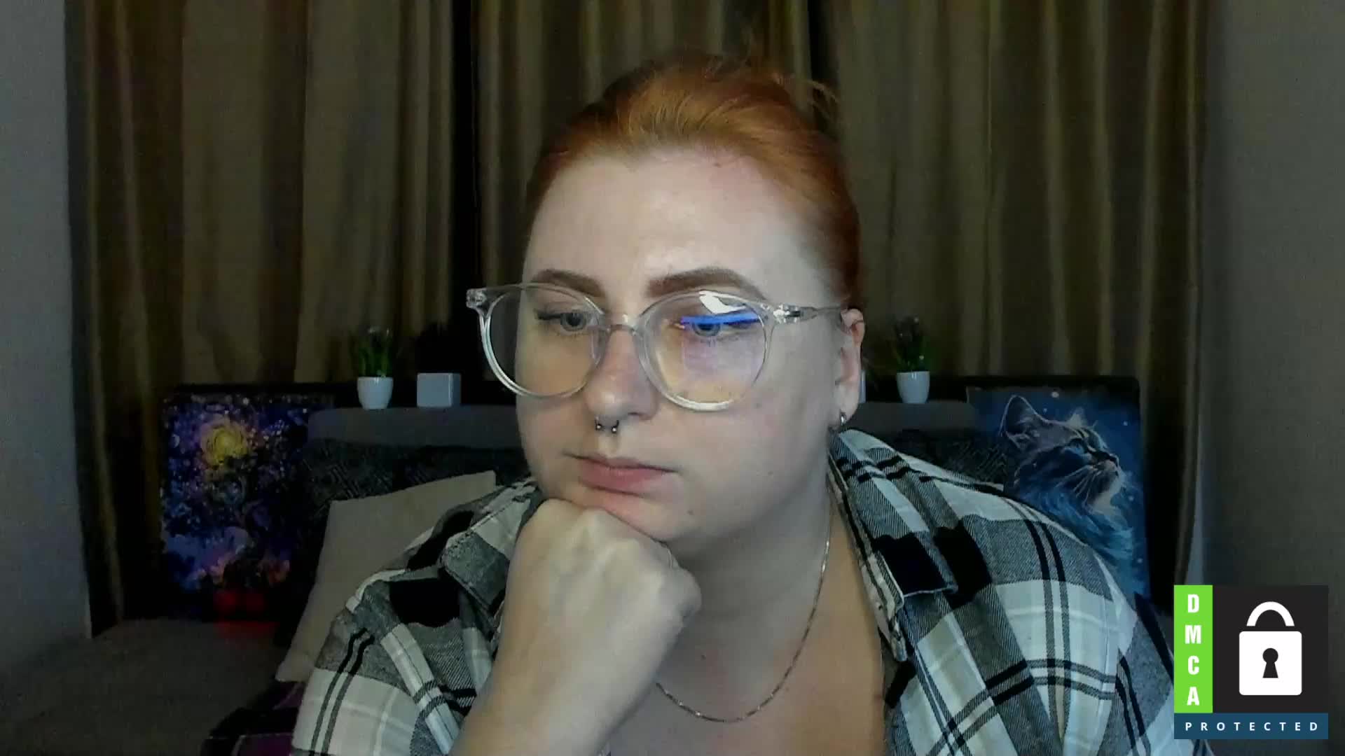 Aliciaredluv Live Sex December 17, 2025