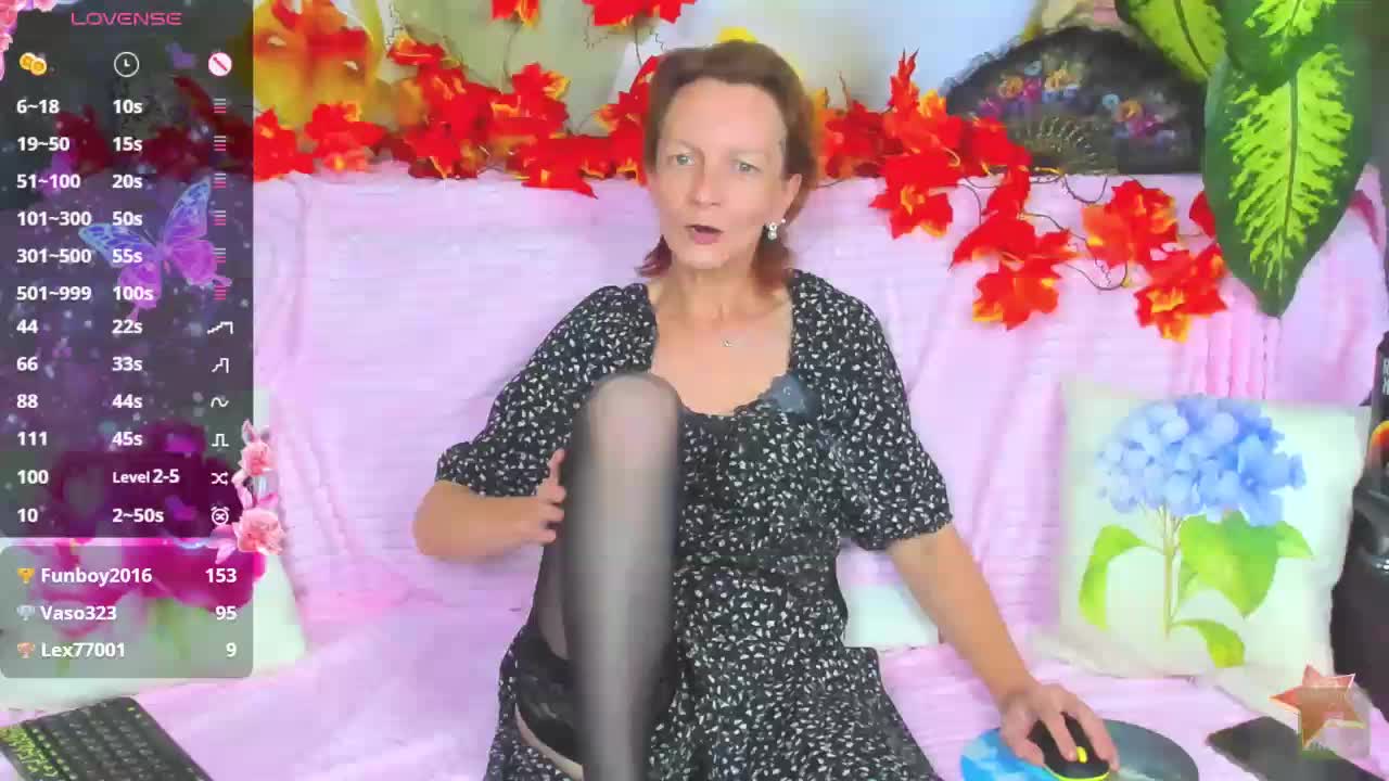 SelinaMoore Live Sex December 17, 2025