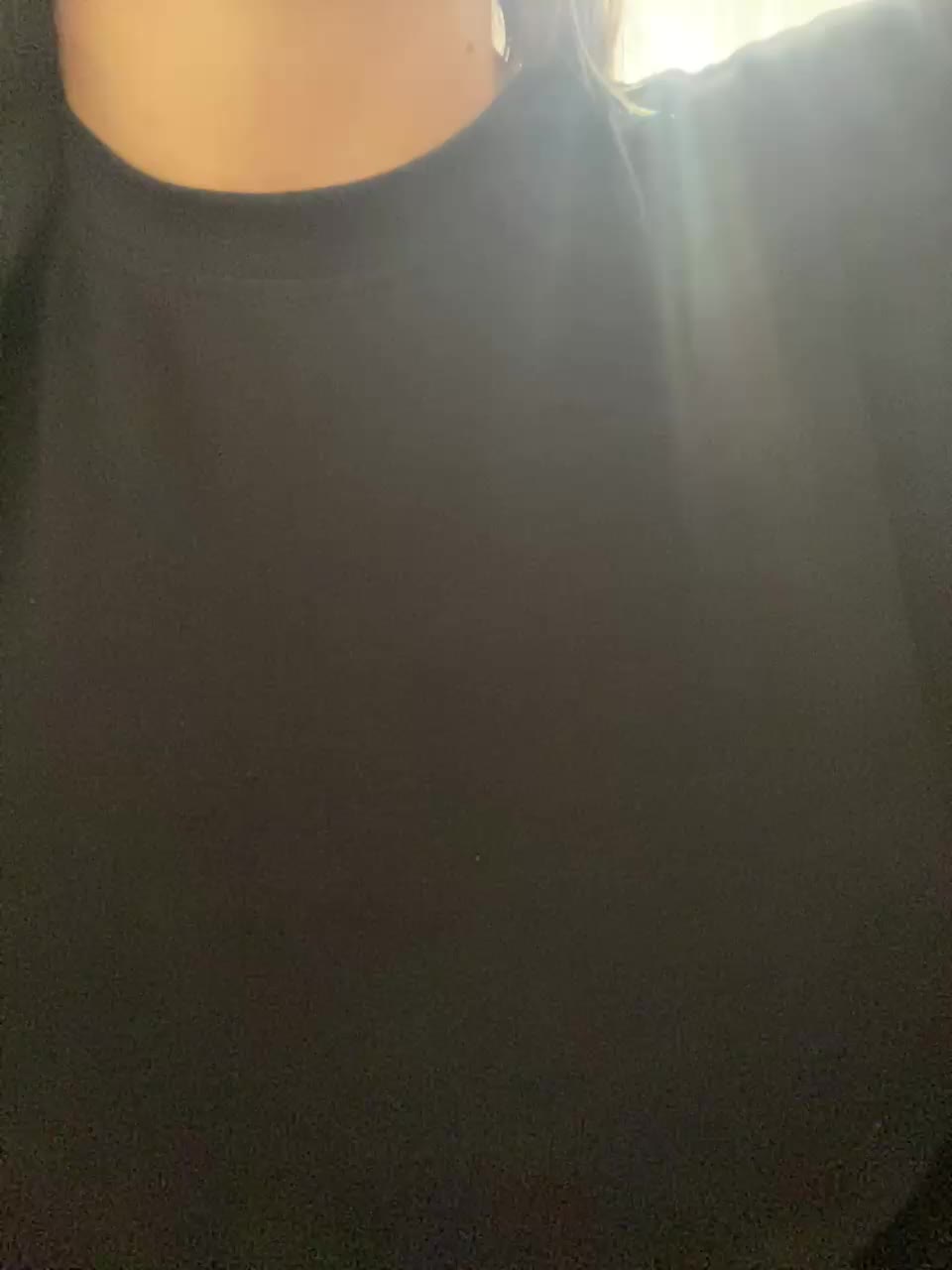 -Kiss-me-a Live Sex December 13, 2025