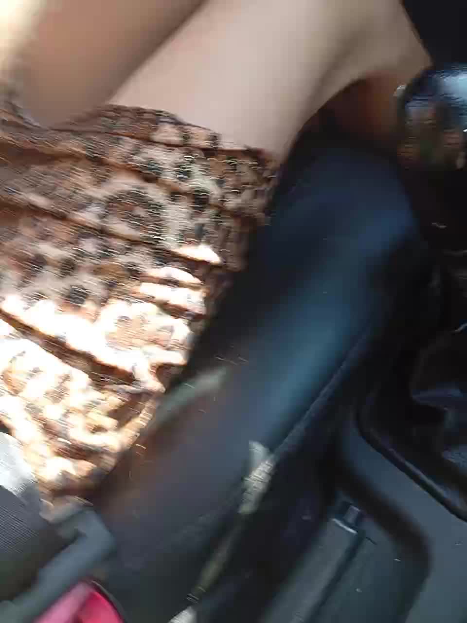 Yna-and-Yn Live Sex December 14, 2025