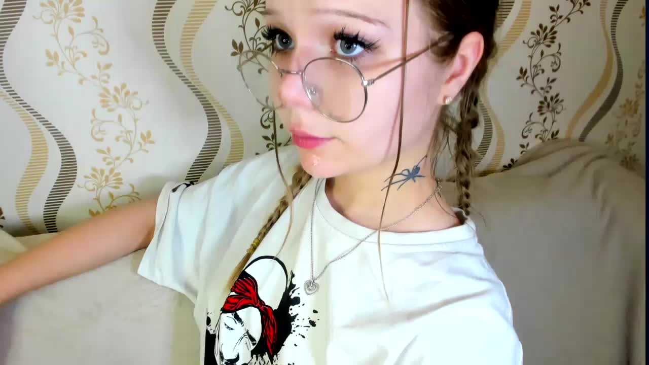 MelMooon Live Sex December 14, 2025