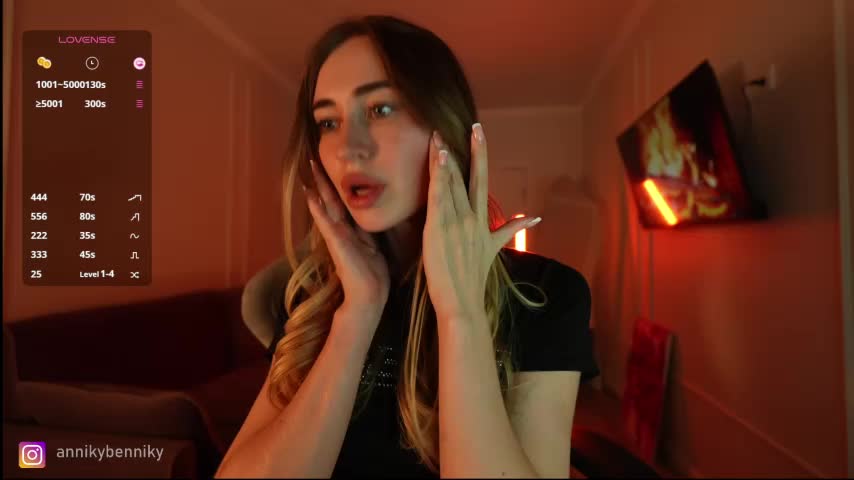 Coconutkittyy Live Sex December 13, 2025
