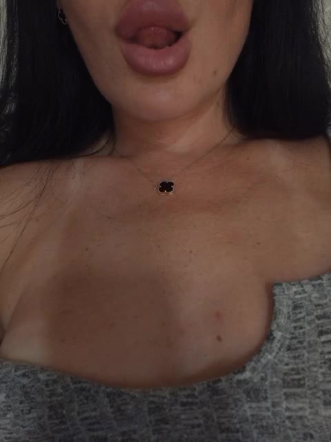 Black_chick Live Sex December 18, 2025