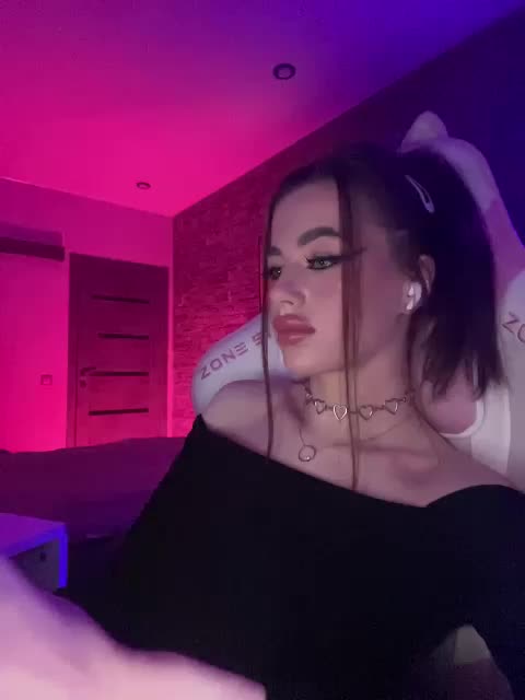 HotGirlEva Live Sex December 14, 2025