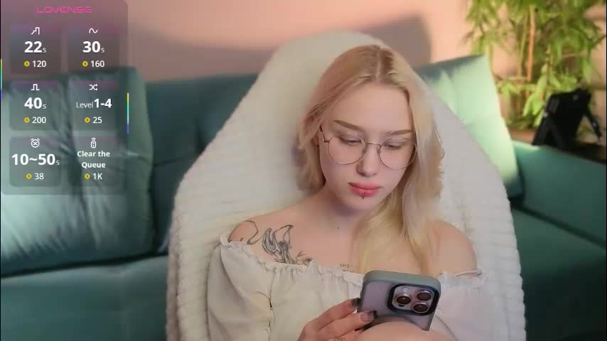 nanami_v02 Live Sex December 17, 2025