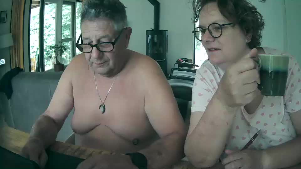 woodwurm Live Sex December 18, 2025